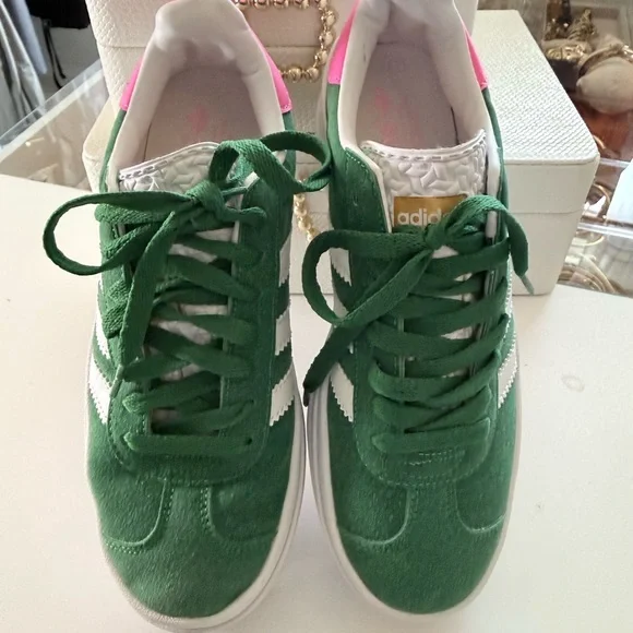 Adidas Women's Gazelle Green and Pink Sneakers - Picture 4 of 6